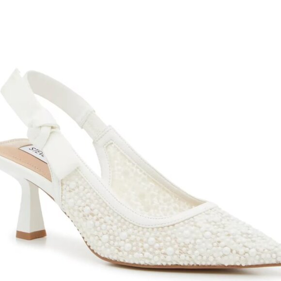 Steve Madden Versali Pump in White - Picture 1 of 7